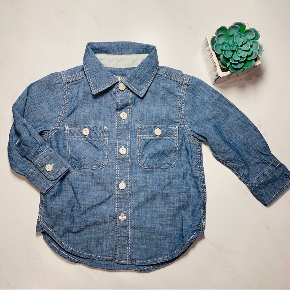 Baby Gap Chambray Button Down Shirt Sz 12-18months